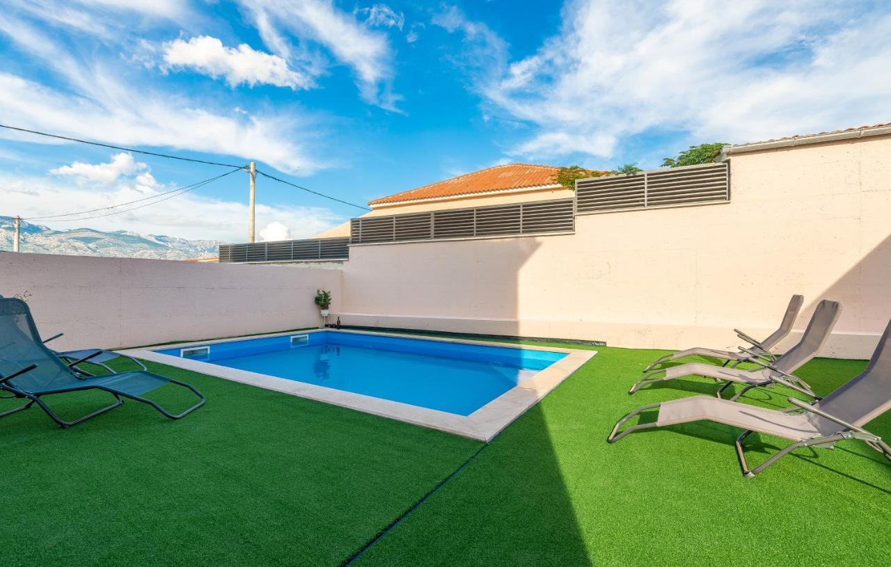 Private House Villa Velebita Razanac Bagian luar foto