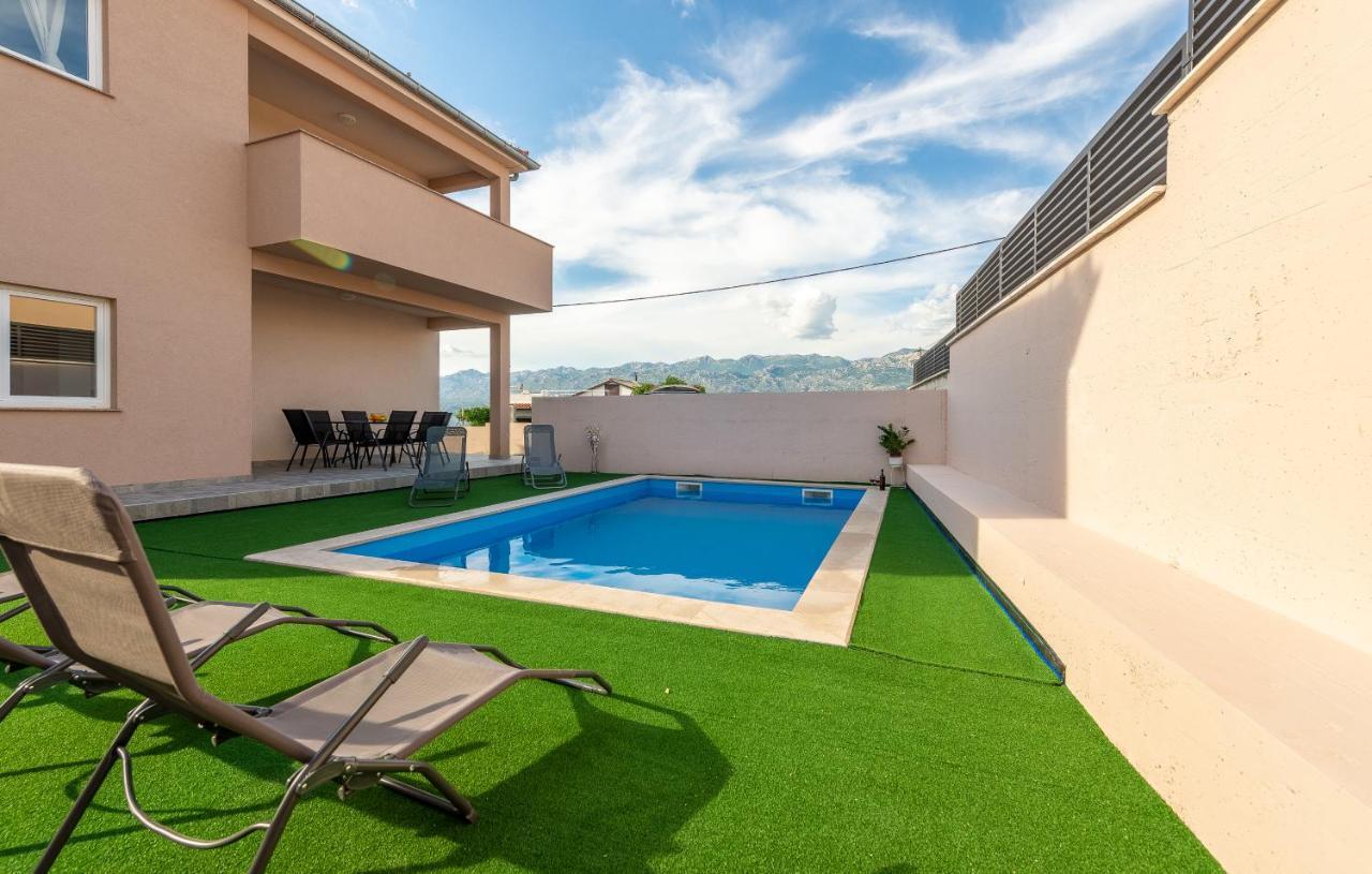 Private House Villa Velebita Razanac Bagian luar foto